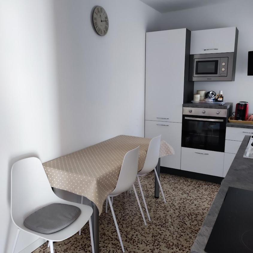 Appartamenti La Terrazza Pasturo Bagian luar foto