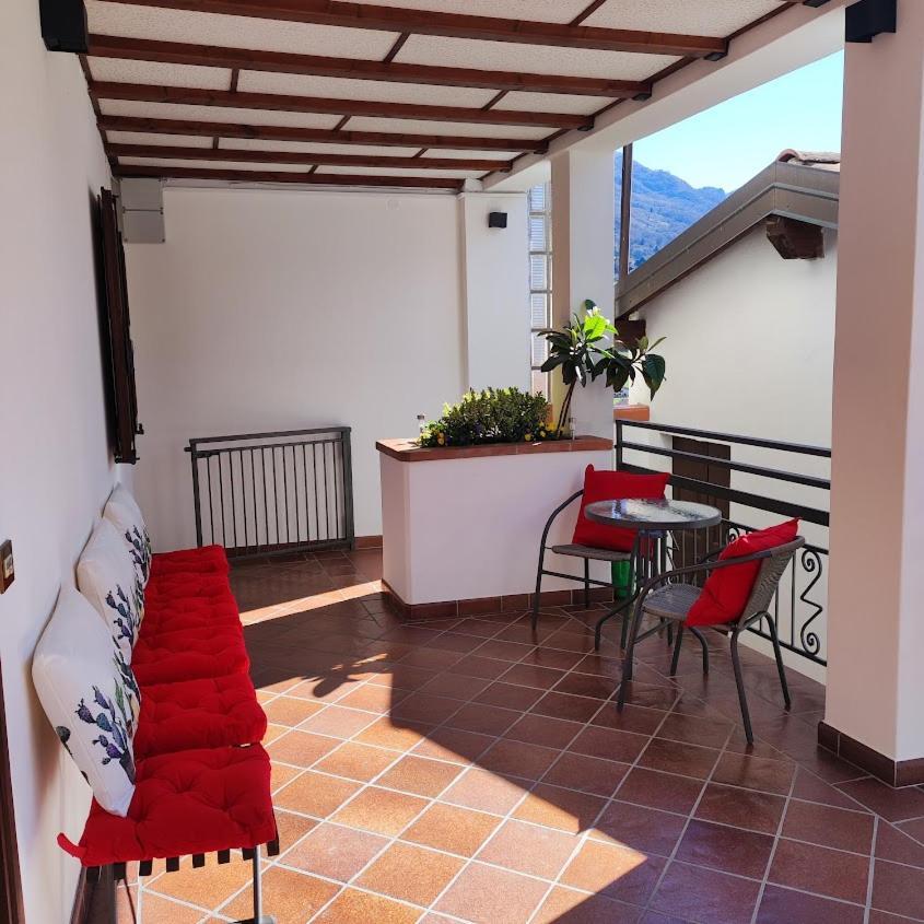 Appartamenti La Terrazza Pasturo Bagian luar foto